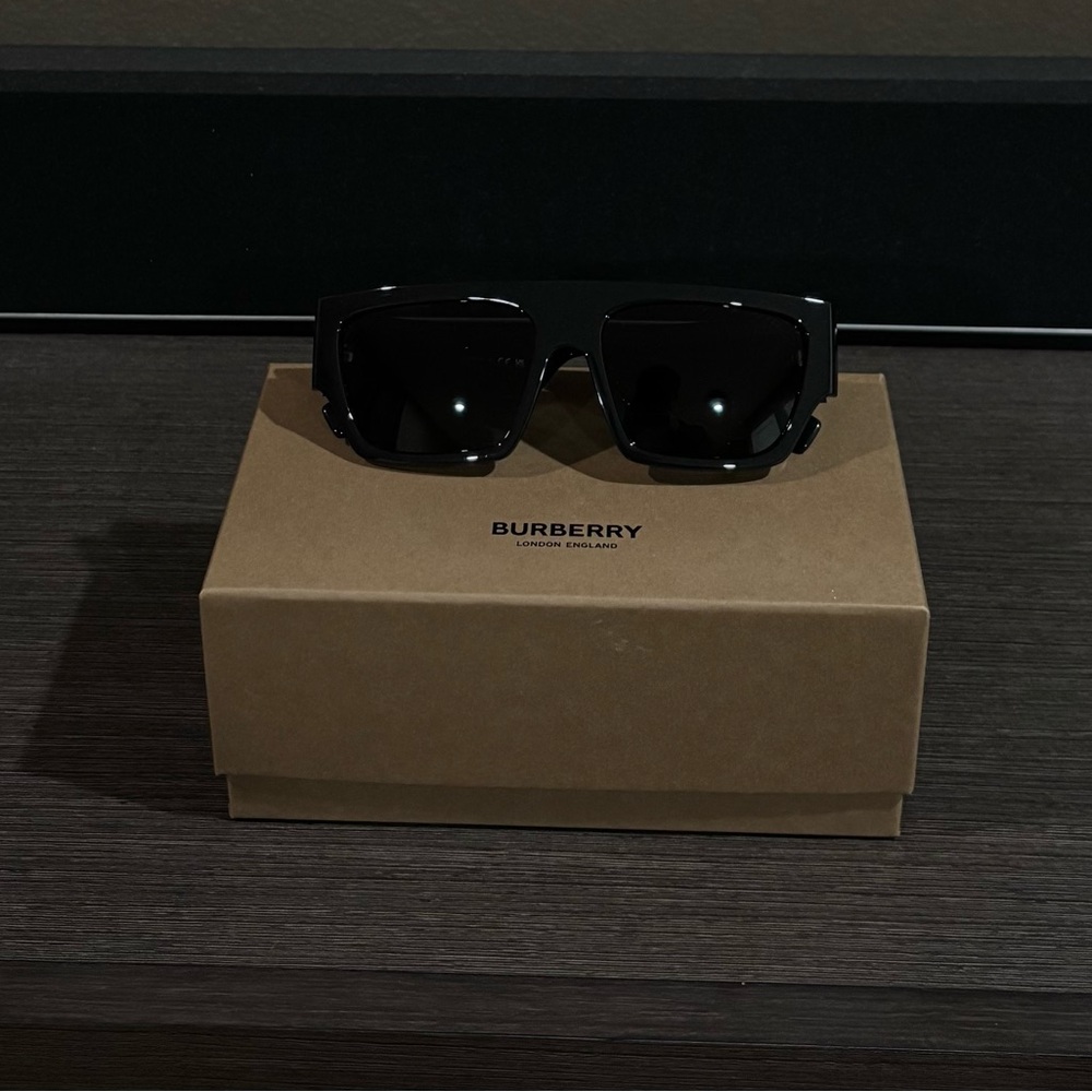 Burberry Black Sunglasses
